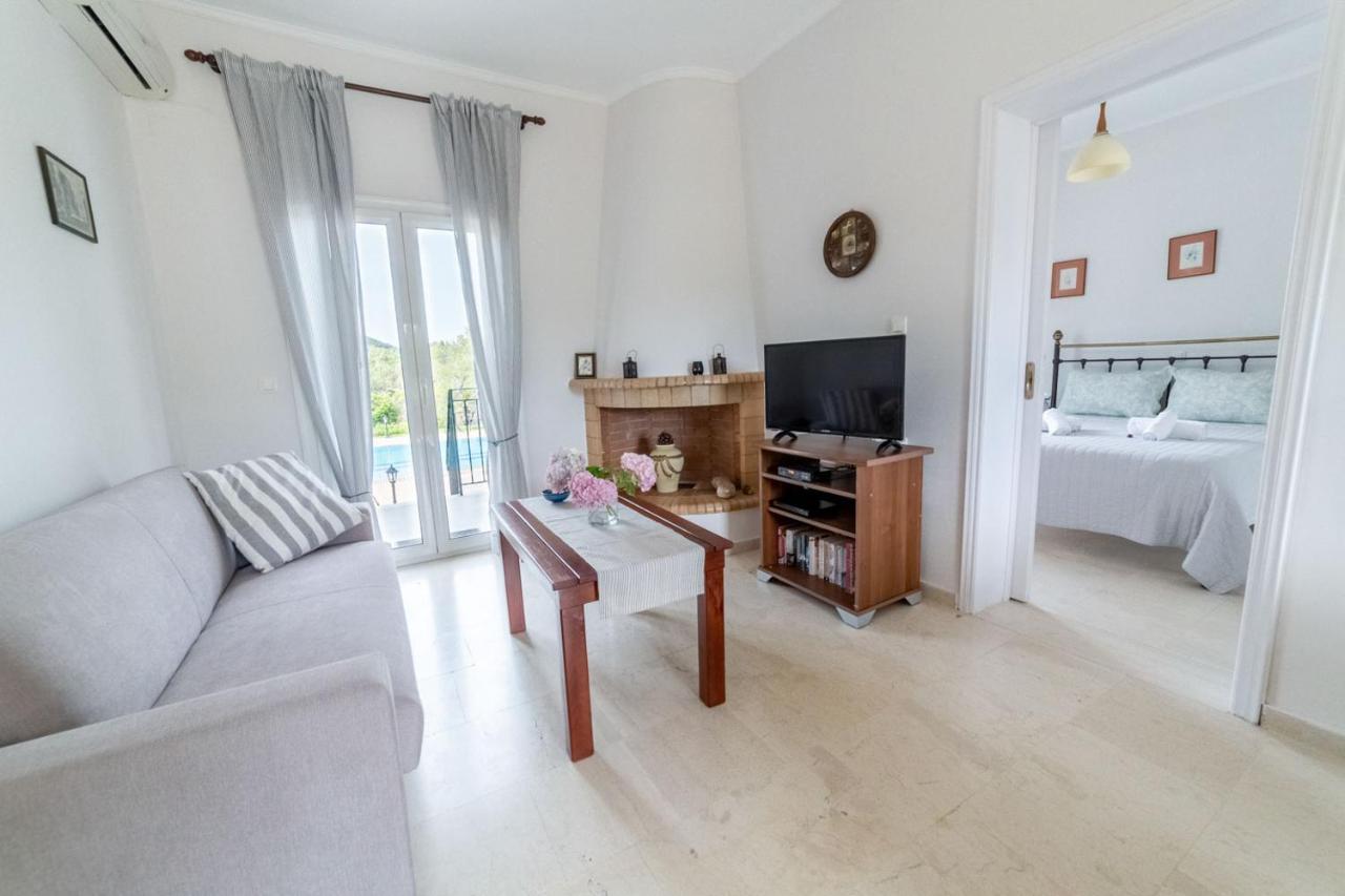 Villa Adonis Halikounas Dış mekan fotoğraf
