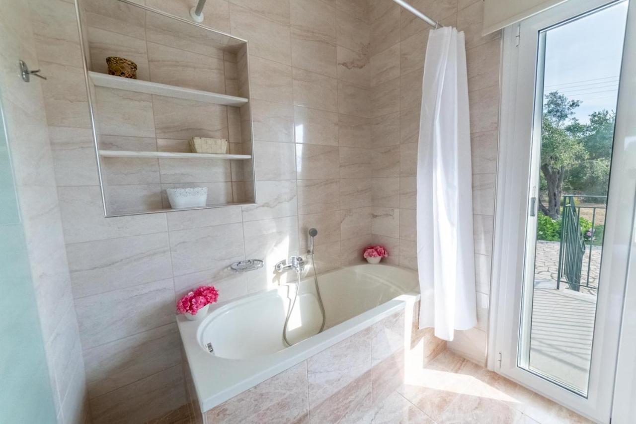 Villa Adonis Halikounas Dış mekan fotoğraf