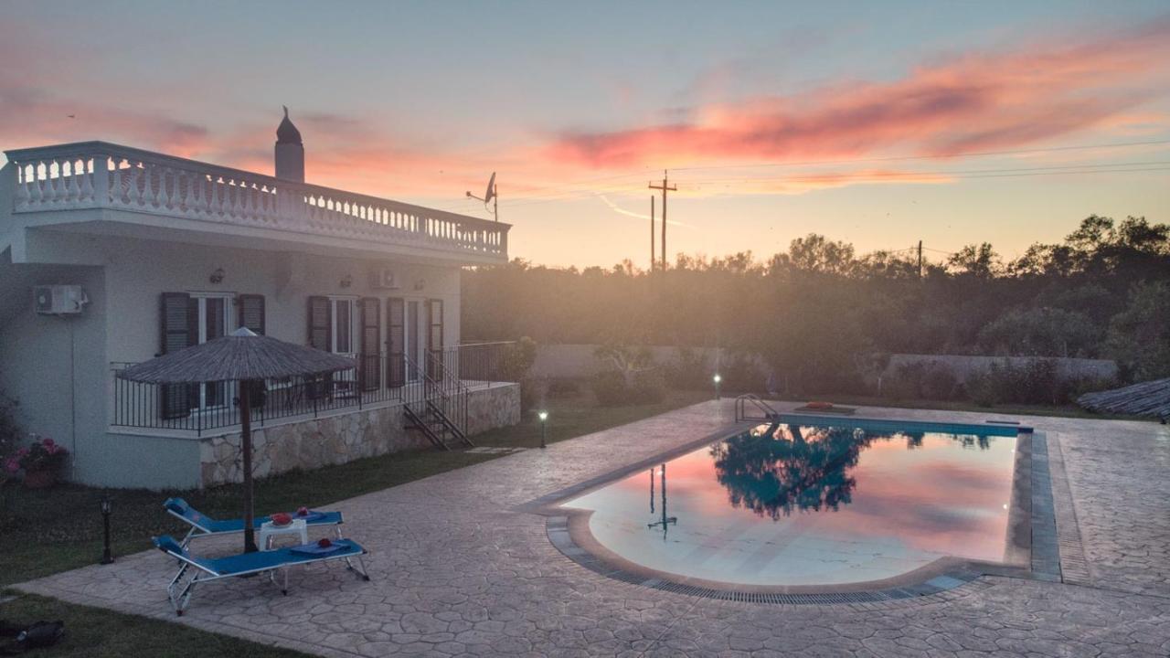 Villa Adonis Halikounas Dış mekan fotoğraf